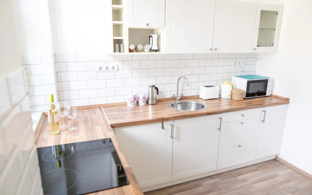 N28 Condo Apartment Next To Andrassy.