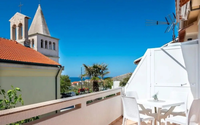 Apartment Luce 2 in Povljana