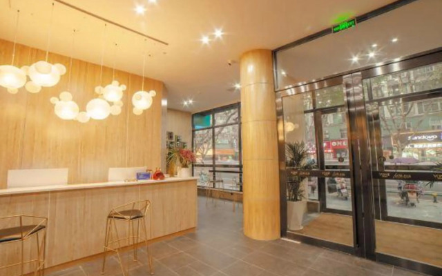Youmi Hotel