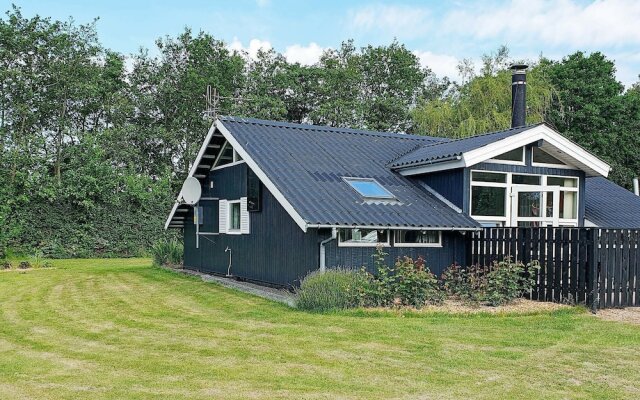 Cosy Holiday Home in Hemmet With Terrace on Lush Green Plot