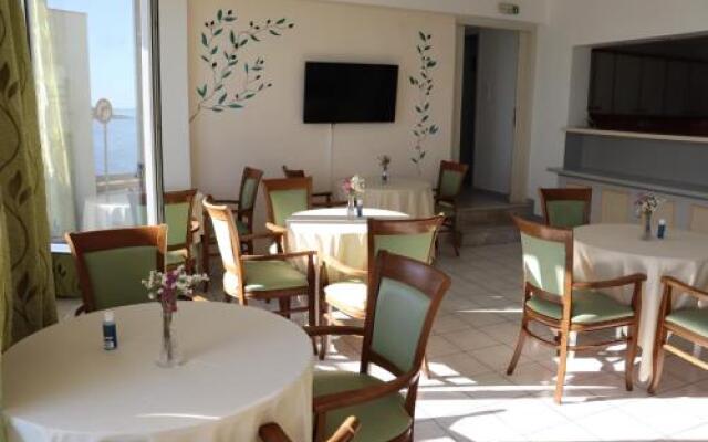 Pergola Hotel