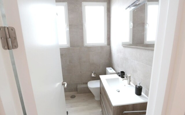 Apartment With one Bedroom in Madrid, With Wonderful City View, Balcony and Wifi