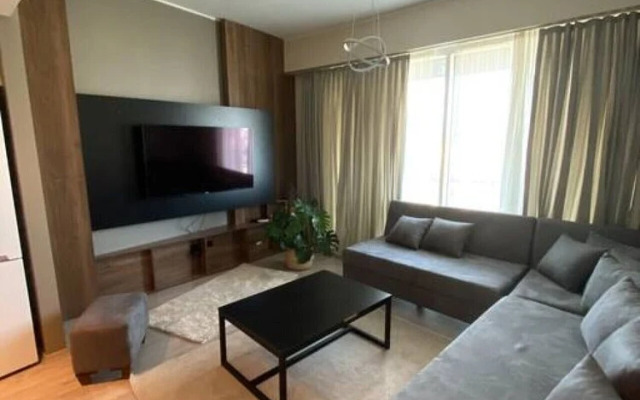 1 1 Balcony Deluxe Apart - Near Mall of Istanbul