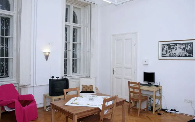 Central Market Apartment