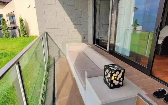 The Lake Suite Ko No Sumika