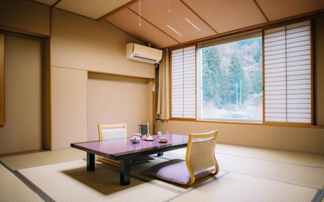 Hana To Hotaru Yu No Sato Yukiguni