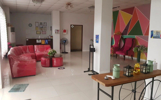 Enriquez Hotel