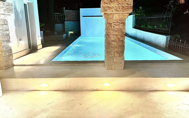Panorama Villa With Pool and Garden