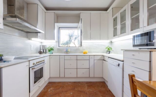 House Mar Roig L'Ampolla