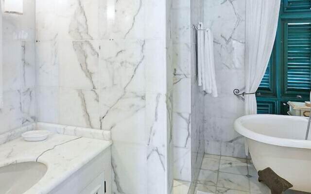 Mullins Bay 6 - Villa Jamine