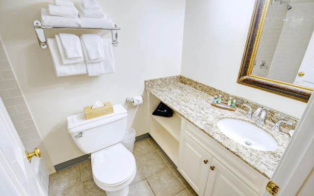 Club Wyndham Bay Voyage Inn