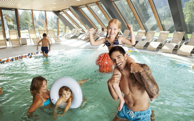 Spik Alpine Wellness Resort