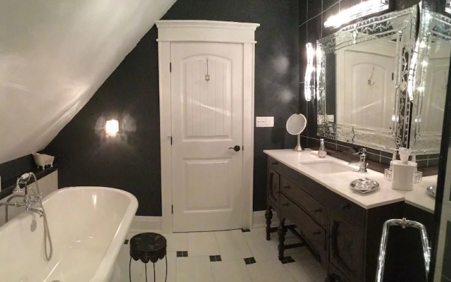Echo Woods B&B