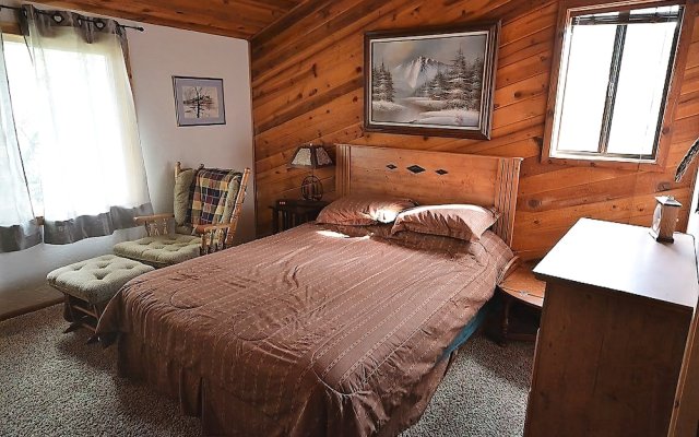 Guys Getaway - Two Bedroom Cabin