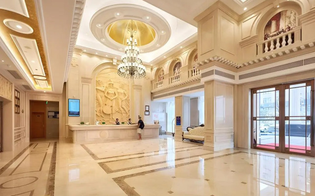 Vienna International Hotel (Hangzhou Xiaoshan Yaqian Subway Station)