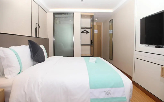 Xana Lite Beijing Shunyi Fengbo Metro Station