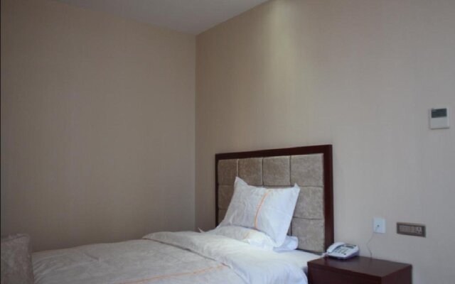 Fulin Business Hotel