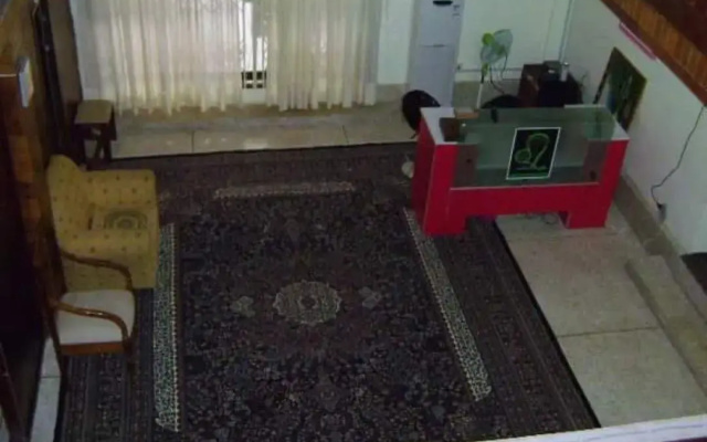 East Airport Guesthouse