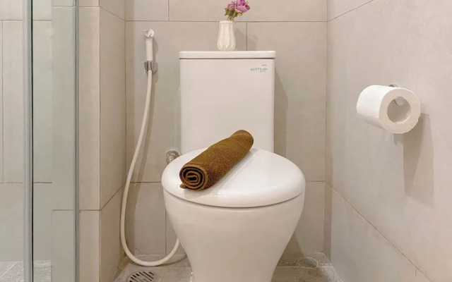 Chic 1BR Apartment at Menara Jakarta Kemayoran