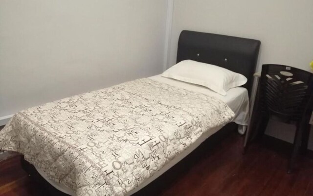 Single Room in Kuching Center