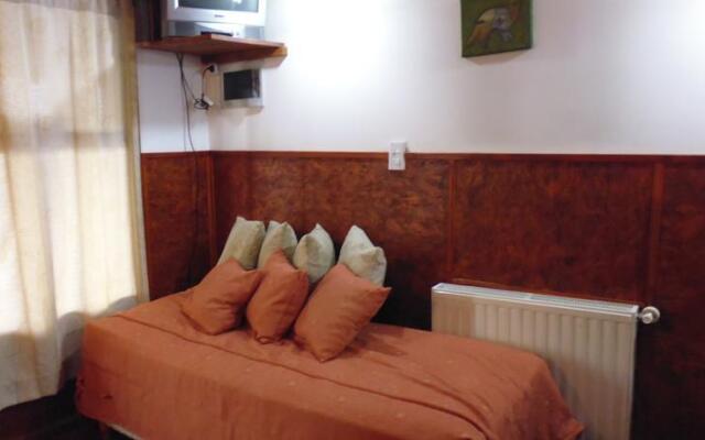 Arwen Mesheken Apart Hotel