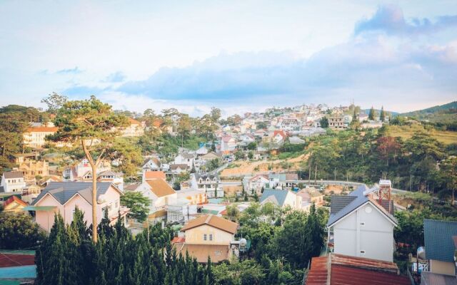 TTR Studio Apart Hotel