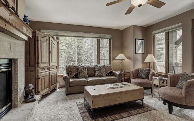 2br- Arrowhead Village- Great Location And Gorgeous  2 Bedroom Condo by RedAwning