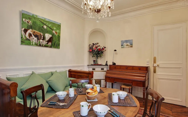 210176 - Comfortable Apartment for 6 People in the Heart of the Grands Boulevards