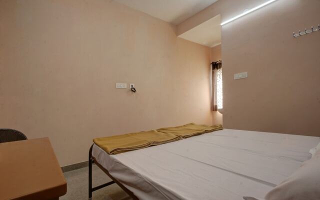 Sri Rugmani Residency by OYO Rooms