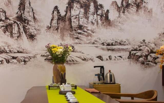 Floral Hotel · Spring Guesthouse Zhangjiajie