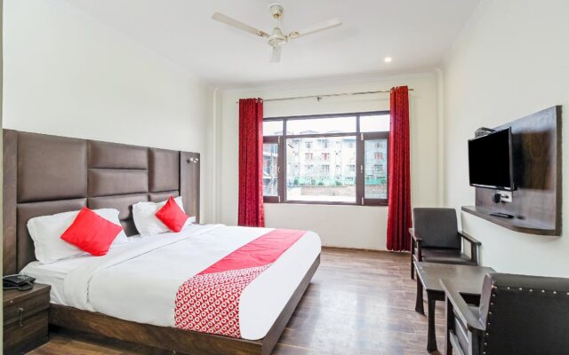 Hotel Green Ambition By OYO Rooms