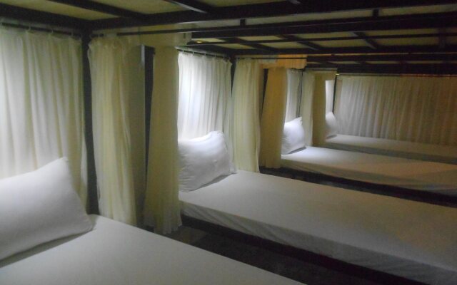 Ruby Bistro Hotel