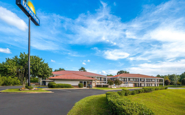 Days Inn by Wyndham Augusta Wheeler Road