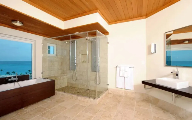 Ocean Vista: Contemporary Villa With Panoramic Views