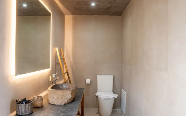 Avelia Luxury Villa With Private Pool