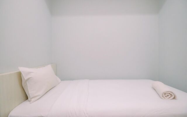 Well Furnished And Comfy 2Br At Royal Heights Apartment