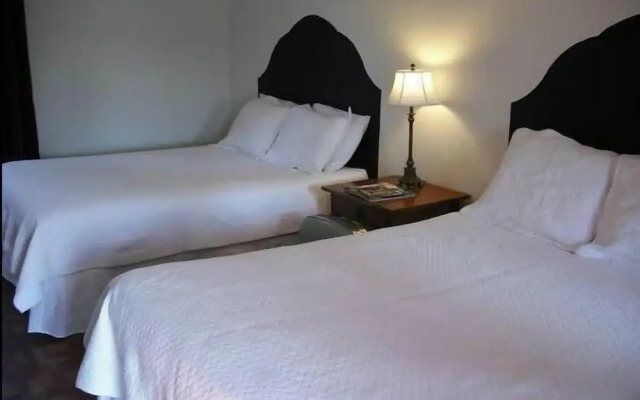 La Siesta Motel