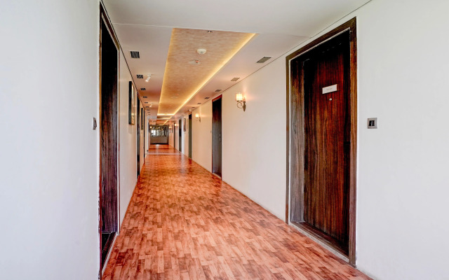 Palette Magarpatta City formerly Emerald Guestimony