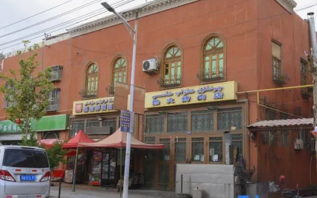 Red Willow Flower ·Terrace Garden Homestay – Exterior – Kashgar