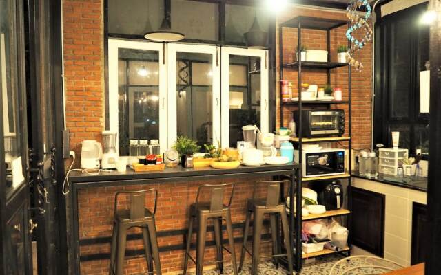 Sherloft Home and Hostel Private Room