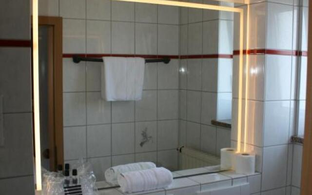 Hotel Parqeo Im A66
