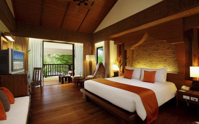 Centara Koh Chang Tropicana Resort