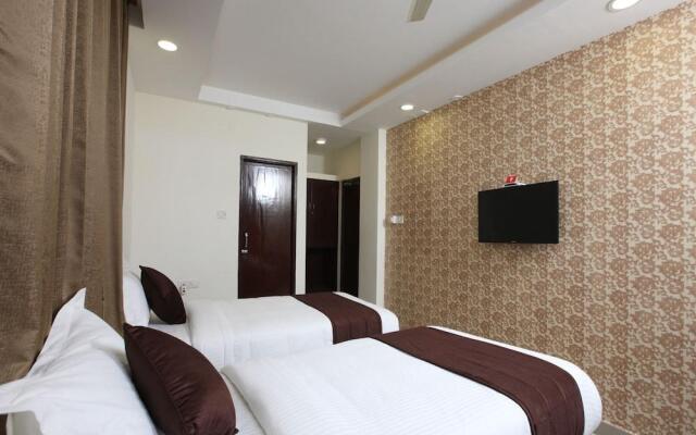 OYO 14441 Ramani Residency