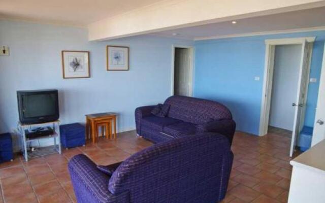 Cooinda, 17 Dulconghi Street