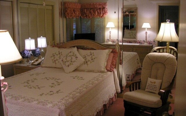 Kingston Plantation&Gloucester Terrace Apartment 4