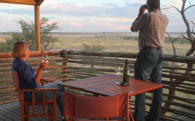 Intu Africa Suricate Tented Kalahari Lodge