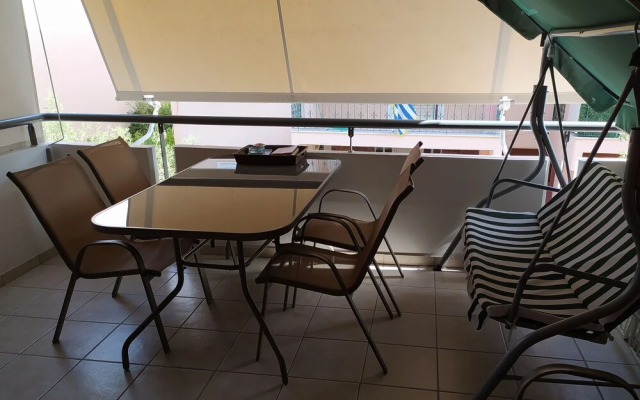 A&J Apartments or Rooms athens airport