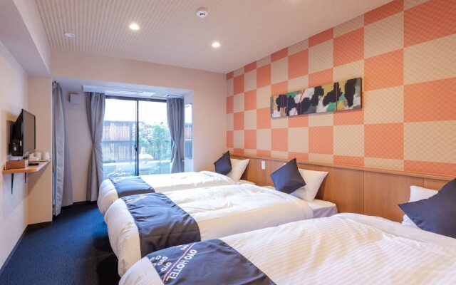 OYO Earth Hotel