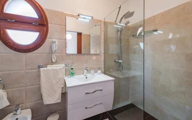 Stunning Home in Vabriga With Wifi and 3 Bedrooms