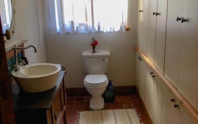 Secret Palace - Large 5 bedroom Family Home